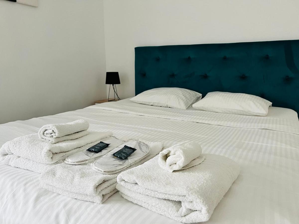 Denis Apartament Турда Екстериор снимка