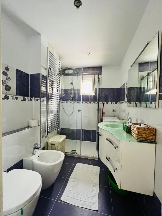 Denis Apartament Турда Екстериор снимка